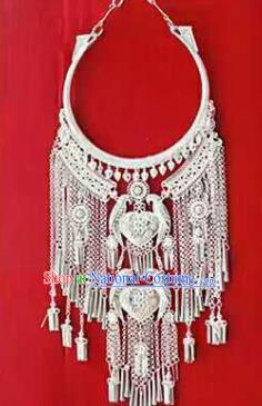 Chinese Traditional Dong Nationality Sliver Birds Necklace Ethnic Wedding Jewelry Accessories for Women