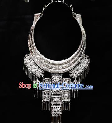 Chinese Traditional Miao Nationality Jewelry Accessories Hmong Sliver Necklace for Women