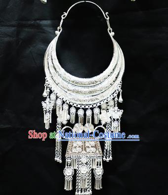 Chinese Traditional Miao Nationality Wedding Jewelry Accessories Hmong Sliver Tassel Necklace for Women