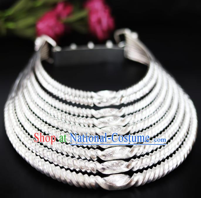 Chinese Traditional Miao Nationality Wedding Jewelry Accessories Hmong Sliver Necklace for Women