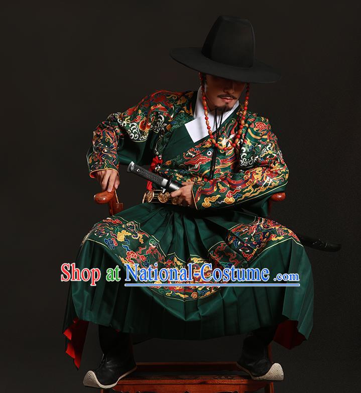 Chinese Traditional Ming Dynasty Imperial Bodyguard Clothing Ancient Blads Embroidered Green Costumes for Men