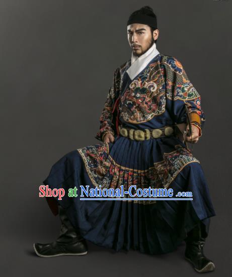 Chinese Traditional Ming Dynasty Blads Clothing Ancient Swordsman Embroidered Costumes for Men