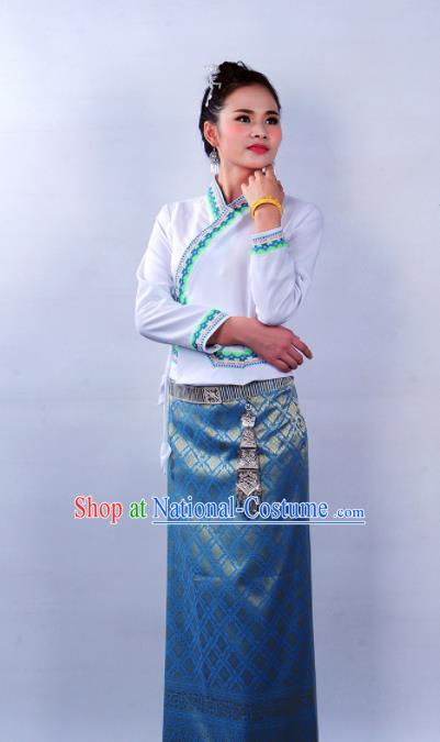 Asian Chinese Ethnic Costumes Traditional Dai Nationality Folk Dance White Blouse and Blue Skirt for Women