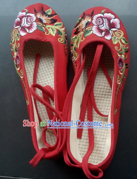 Chinese Traditional Handmade Red Cloth Embroidered Peony Shoes for Women