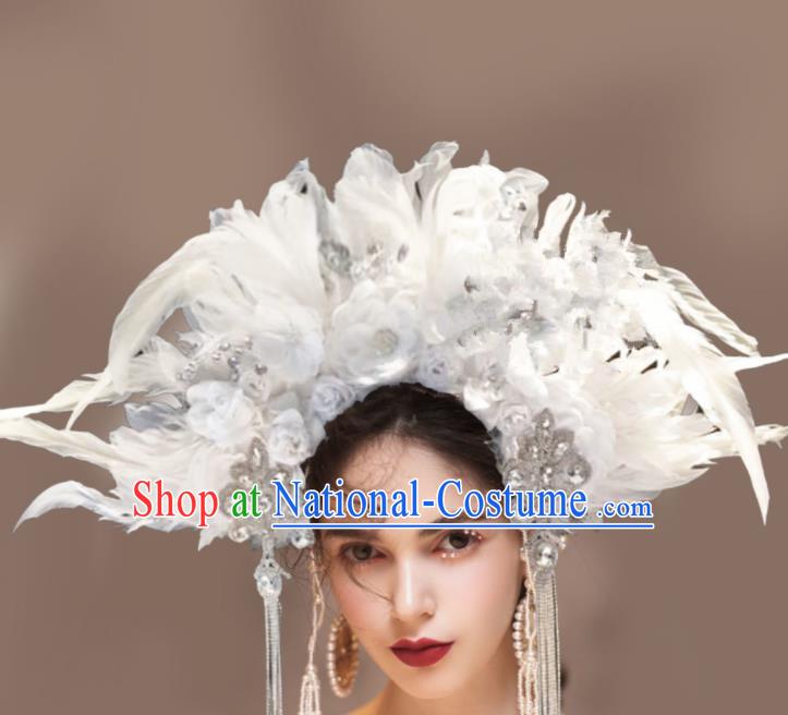 Top Grade Halloween Catwalks Headdress Brazilian Carnival White Feather Hair Accessories for Women