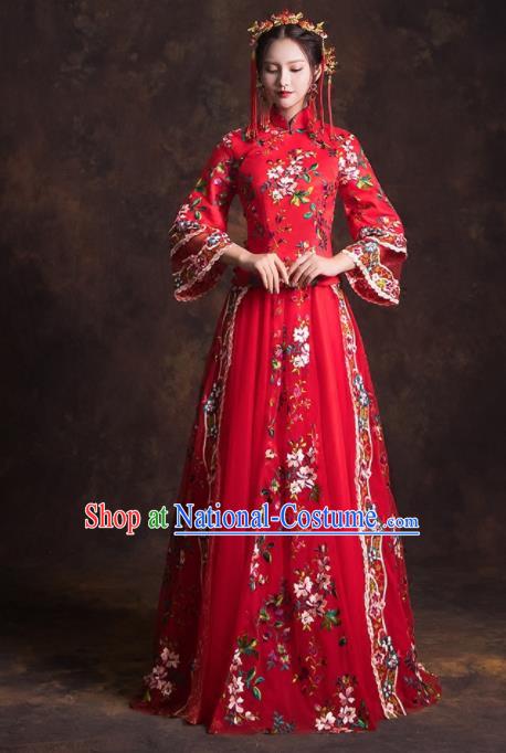 Chinese Traditional Red Xiuhe Suits Ancient Embroidered Wedding Dress for Women