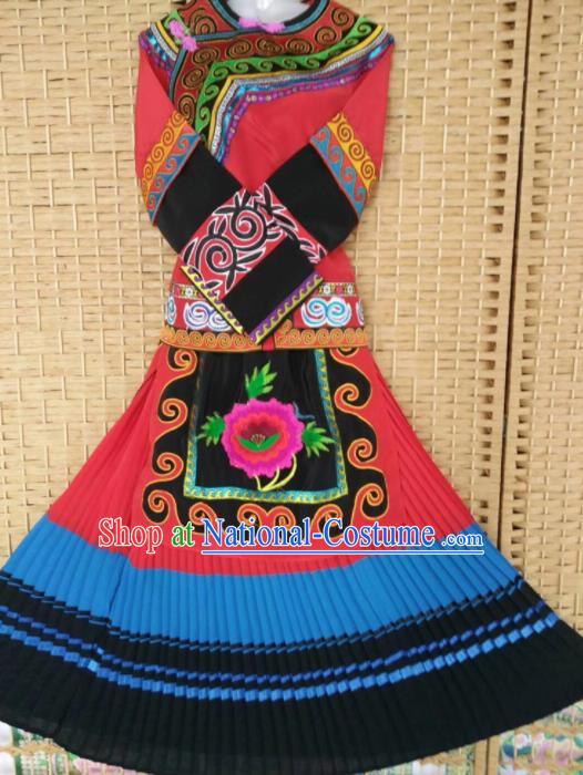 Chinese Traditional National Ethnic Costumes Yi Nationality Embroidered Dress for Women