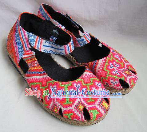 Asian Chinese Traditional Hanfu Shoes Ethnic Batik Shoes for Women