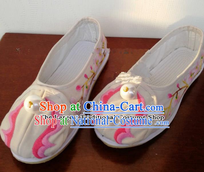 Chinese Traditional Hanfu Shoes Embroidered Shoes Handmade White Cloth Shoes for Women