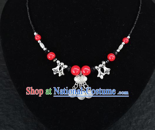 Chinese Traditional Jewelry Accessories Yunnan National Longevity Lock Pendant Red Beads Necklace for Women