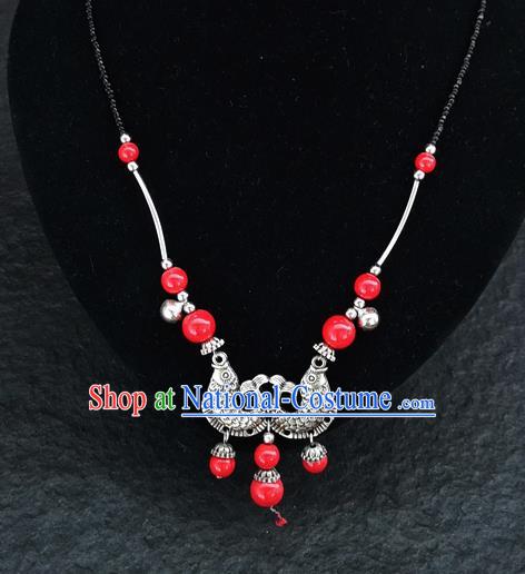 Chinese Traditional Jewelry Accessories Yunnan National Double Fish Red Beads Minority Necklace for Women