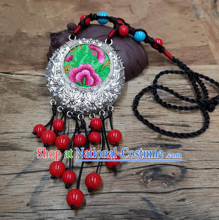 Chinese Traditional Jewelry Accessories Yunnan Minority Red Beads Tassel Embroidered Necklace for Women