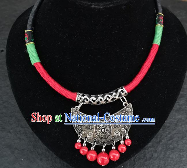 Chinese Traditional Accessories Yunnan Minority Red Beads Tassel Carving Sliver Necklace for Women