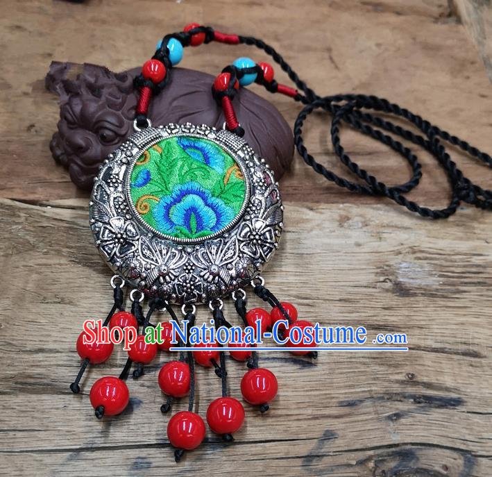 Chinese Traditional Jewelry Accessories Yunnan Minority Embroidered Blue Peony Necklace for Women