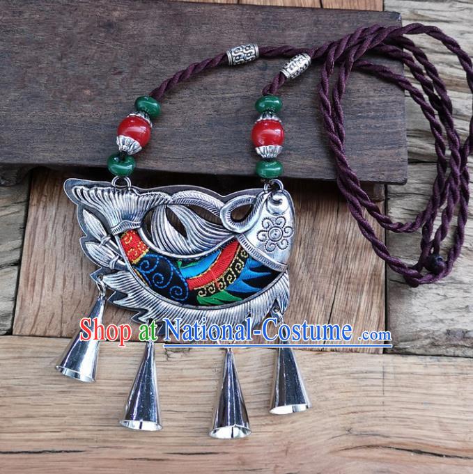 Chinese Traditional Jewelry Accessories Yunnan Minority Embroidered Black Fish Necklace for Women