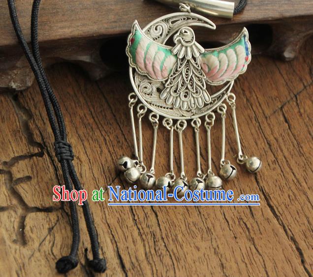 Chinese Traditional Yunnan Miao Minority Green Embroidered Necklace Ethnic Bells Tassel Accessories for Women