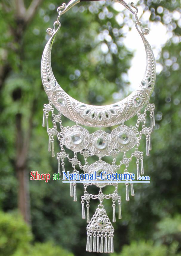 Chinese Traditional National Jewelry Accessories Ethnic White Necklace for Women