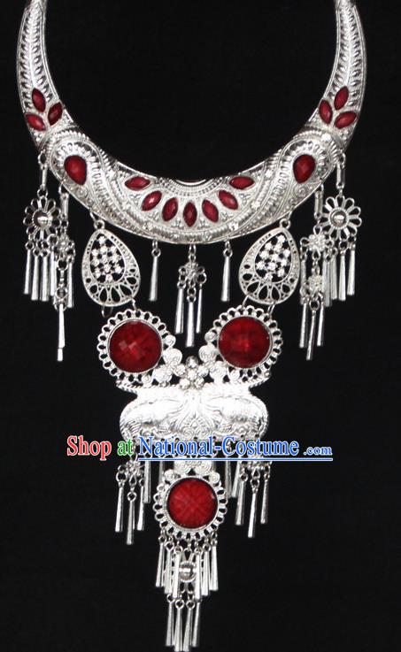 Chinese Ethnic Carving Red Necklace Traditional National Jewelry Accessories for Women