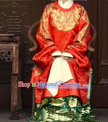 Ancient Chinese Ming Dynasty Imperial Empress Embroidered Wedding Costume for Women