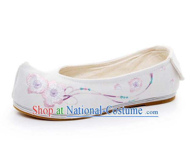 Asian Chinese Wedding Shoes White Princess Shoes, Traditional China Handmade Hanfu Shoes Embroidered Shoes