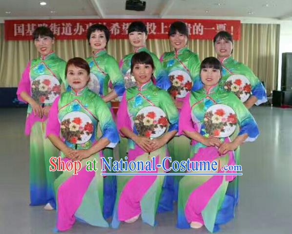 Traditional Chinese Yangge Fan Dance Costume, Folk Yangko Dance Drum Dance Green Clothing for Women