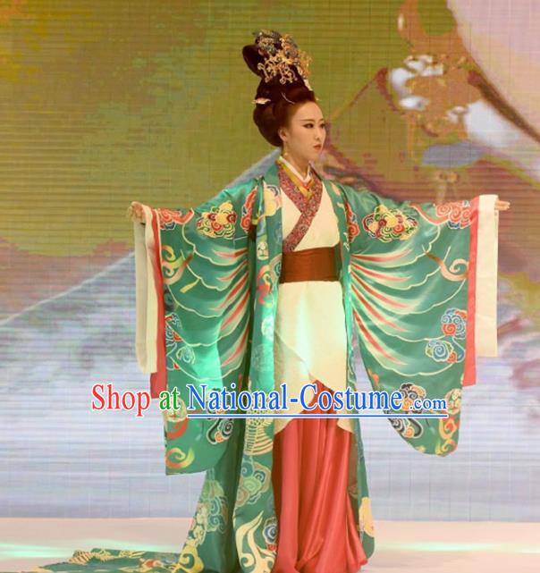 China Ancient Han Dynasty Imperial Empress Hanfu Dress Embroidered Palace Costume for Women