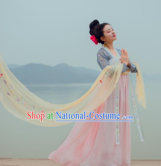 China Traditional Tang Dynasty Imperial Concubine Costume Ancient Palace Lady Embroidered Dress for Women