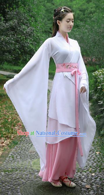 Traditional Chinese Ancient Han Dynasty Palace Lady Clothing Embroidered White Curving-front Robe for Women