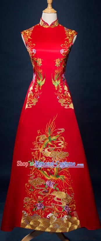 Traditional Chinese Wedding Costume Xiuhe Suit Ancient Bride Embroidered Toast Cheongsam for Women