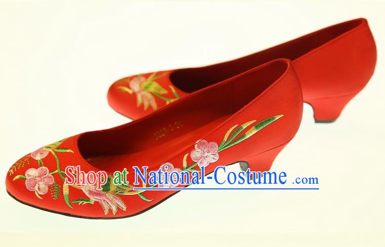 Asian Chinese Wedding Shoes Embroidered Flowers Shoes Hanfu Shoes for Women