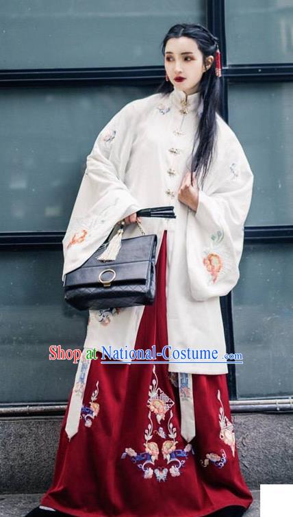 China Ancient Ming Dynasty Palace Lady Costume Embroidered Long Cape and Skirt for Women