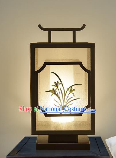 Traditional China Ancient Iron Orchid Desk Lanterns Handmade Table Lantern Ancient Lamp