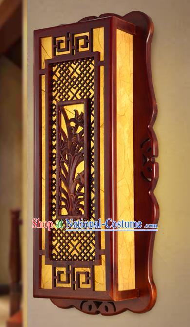 China Handmade Palace Lanterns Wall Lantern Ancient Wood Carving Orchid Lanterns Traditional Lamp