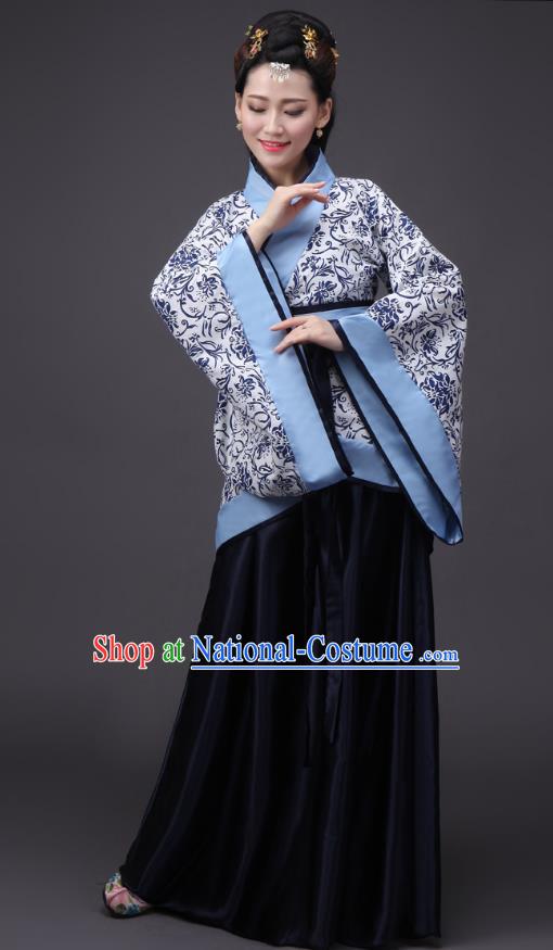 Chinese Han Dynasty Palace Princess Embroidered Costume Ancient Hanfu Curving-front Robe for Women