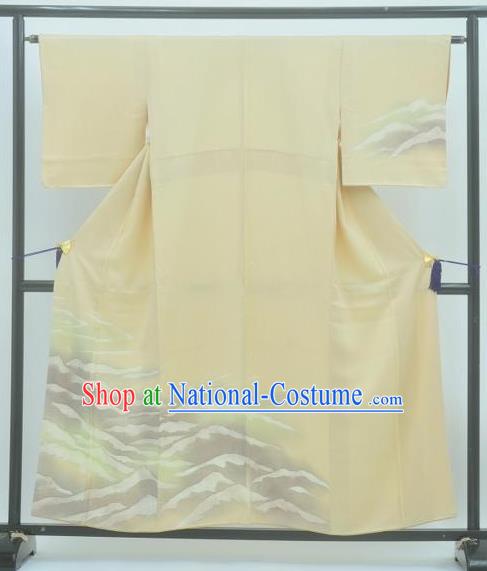 Japan Traditional Costume Printing Beige Yukata Dress Japanese Furisode Kimono for Women