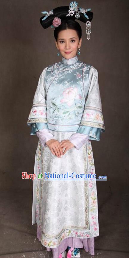 Ancient Chinese Qing Dynasty Manchu Kangxi Imperial Concubine Embroidered Historical Dress Costume for Women