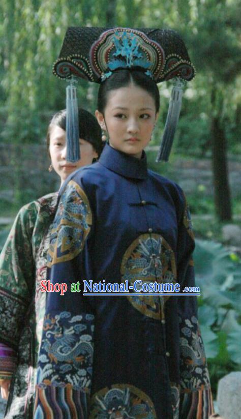 Ancient Chinese Qing Dynasty Manchu Princess Consort Embroidered Historical Dress Costume for Women