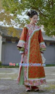 Chinese Ancient Qing Dynasty Kangxi Princess Embroidered Manchu Dress Historical Costume for Women