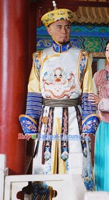 Chinese Qing Dynasty Emperor Kangxi Historical Costume Ancient Manchu King Kang Xi Clothing for Men