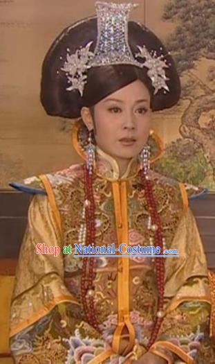 Chinese Ancient Qing Dynasty Empress Dowager of Yongzheng Manchu Dress Historical Costume for Women