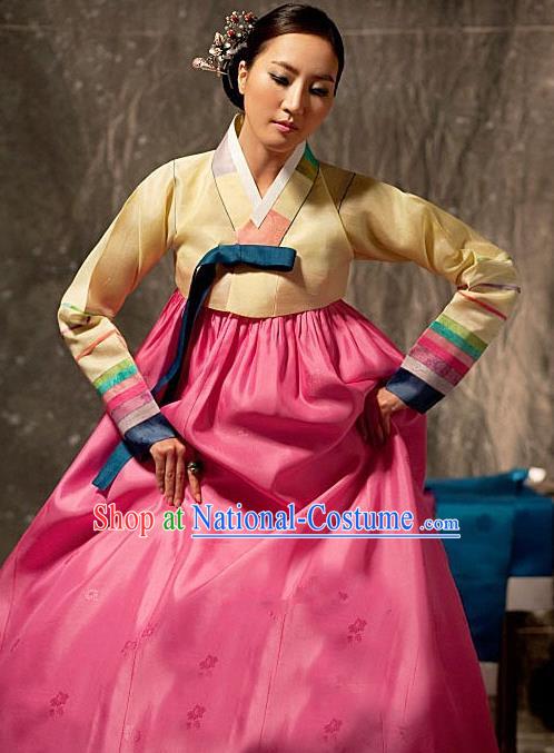 Korean Traditional Bride Palace Hanbok Clothing Korean Fashion Apparel Yellow Blouse and Pink Dress for Women