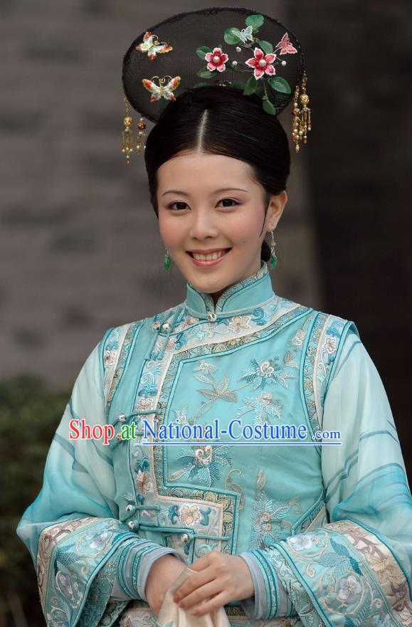 Chinese Ancient Qing Dynasty Palace Lady Dress Princess Embroidered Costume for Women