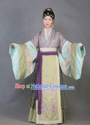 Chinese Ancient A Dream in Red Mansions Character Nobility Lady Shi Xiangyun Costume for Women