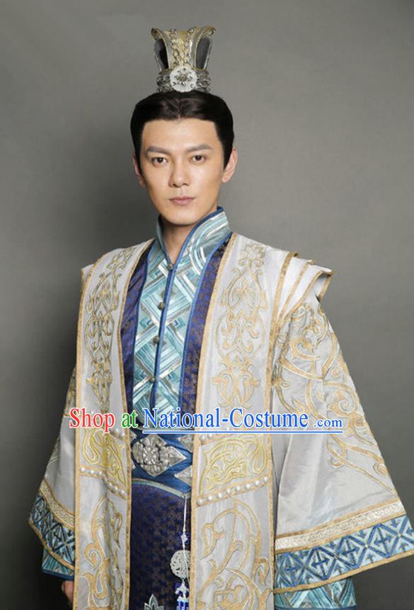 Traditional Chinese Ancient Tang Dynasty Swordsman Prince Embroidered Replica Costume for Men