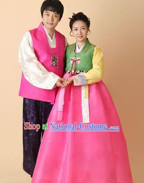 Asian Korean Wedding Couple Hanbok Ancient Palace Bride and Bridegroom Traditional Costumes