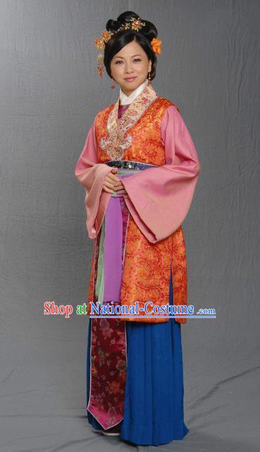 Chinese Ancient Ming Dynasty Countess Embroidered Dress Costume for Women