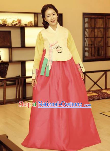 Korean Traditional Hanbok Yellow Blouse and Red Dress Ancient Fashion Apparel Costumes for Women