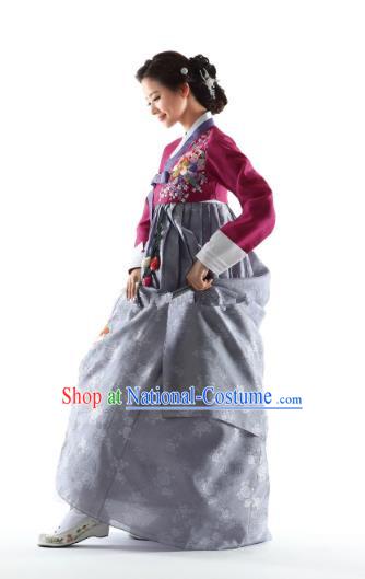 Korean Traditional Bride Hanbok Wine Red Blouse and Grey Embroidered Dress Ancient Formal Occasions Fashion Apparel Costumes for Women