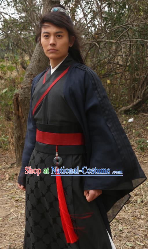 Chinese Ming Dynasty Swordsman Hanfu Robe Ancient Knight-errant Replica Costume for Men