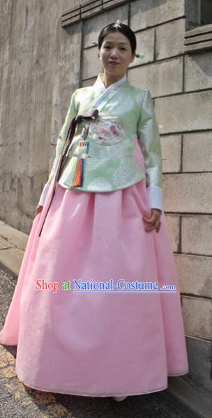 Korean Traditional Bride Hanbok Formal Occasions Green Blouse and Pink Dress Ancient Fashion Apparel Costumes for Women